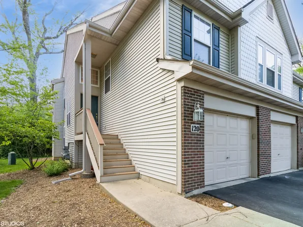 120 Meredith Ln, Streamwood, IL 60107