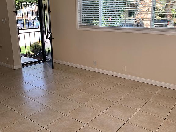 Entry to living room