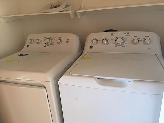 4th image of 7292 Duck Springs Ct