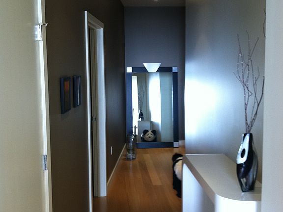 4th image of 909 5th Ave #1501