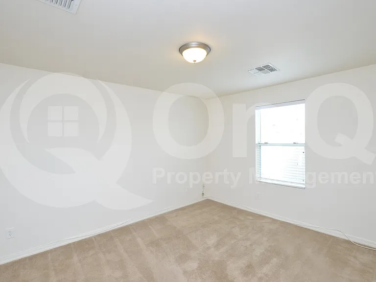 883 S Almira Ave — Photo 22