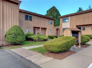 67 Webster Ct #67, Newington, CT 06111