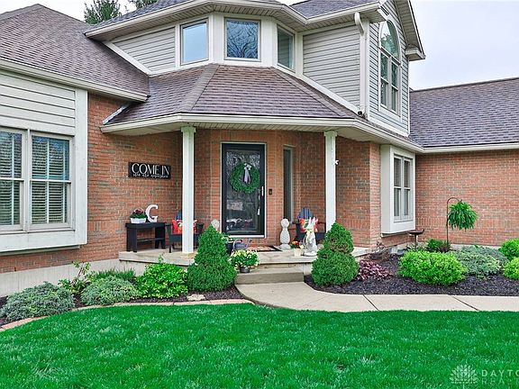 3rd image of 980 Stonehenge Dr