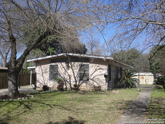 3rd image of 239 Birchwood Dr