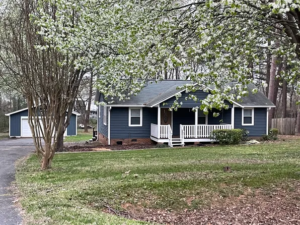 14917 Pawnee Trl, Matthews, NC 28104