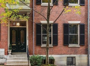 32 Chestnut St #1, Boston, MA 02108