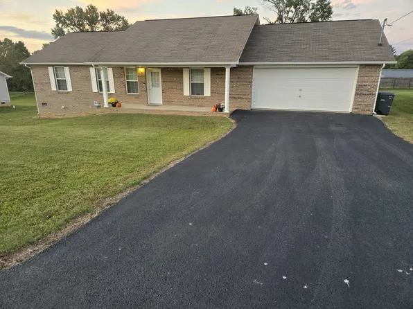 1119 Barker Dr, White Pine, TN 37890