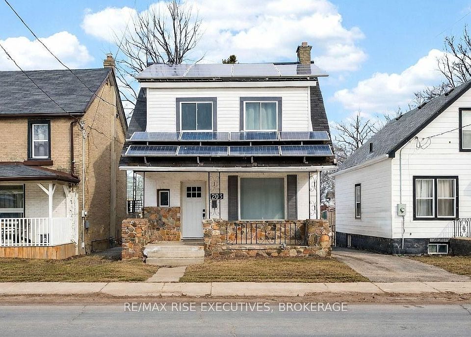 1st image of 203 Concession St