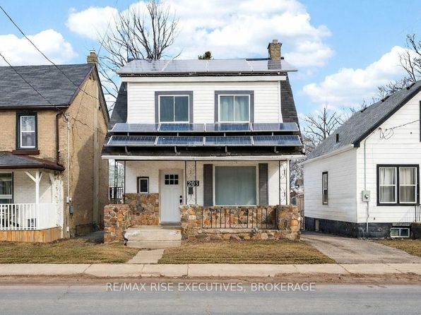 203 Concession St, Kingston, ON K7K 2B4