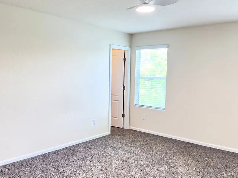 124 Teakwood Dr — Photo 13