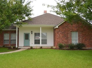 17103 Hunters Trce W, Prairieville, LA 70769