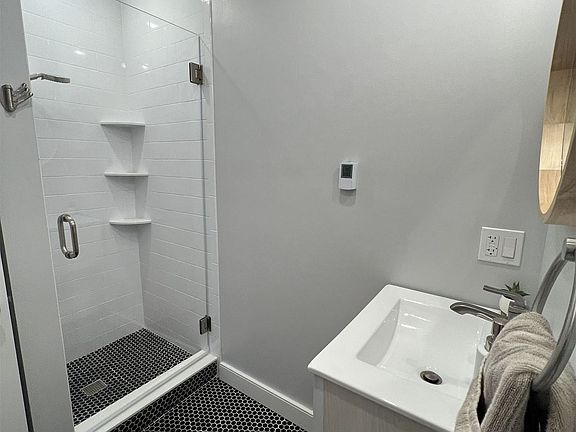 2EE6B136-2708-4F02-A275-A6DFE003CA43