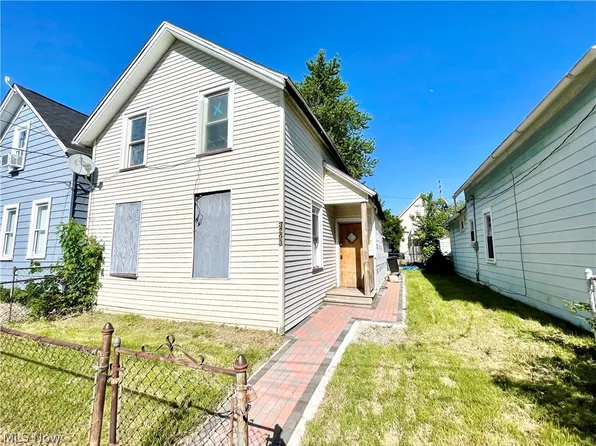 3293 W 23rd Pl, Cleveland, OH 44109