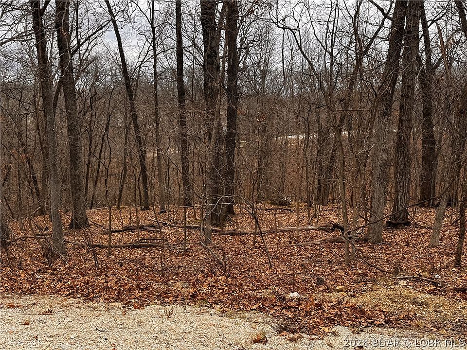 2nd image of 718 & 719 Fairlawn Cir