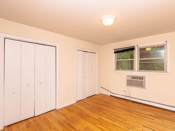 5th image of 2007 W Touhy Ave #2007207