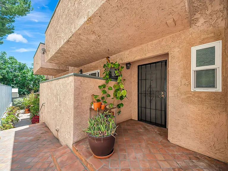 4424 Coldwater Canyon Ave #3 — Photo 4
