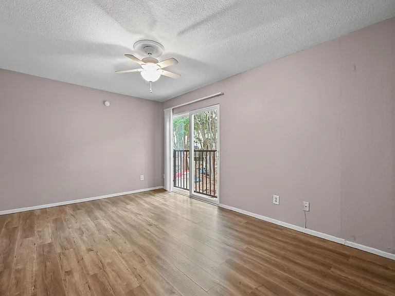 2124 Burton Dr #204 — Photo 13