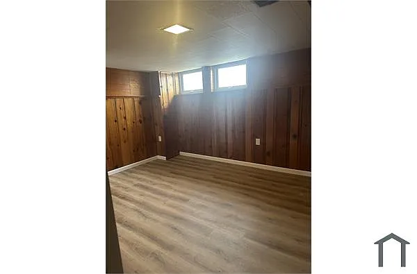 Building Photo - 4304 Roberton Ave