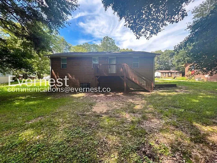 715 W Creek Cir — Photo 16