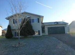 306 13th Ave NE, Buffalo, MN 55313