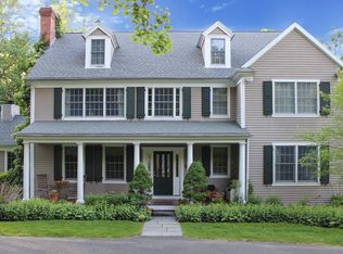 36 Pond Rd, Ridgefield, CT 06877