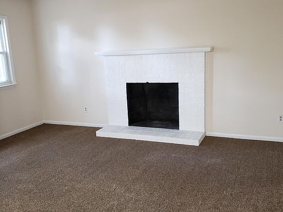 2nd image of 6400 Duquesne Pl