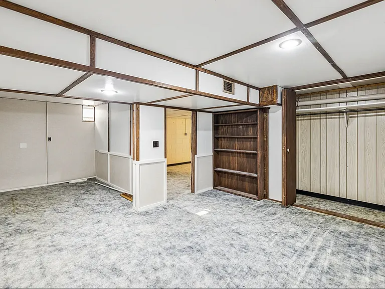220 B St — Photo 34