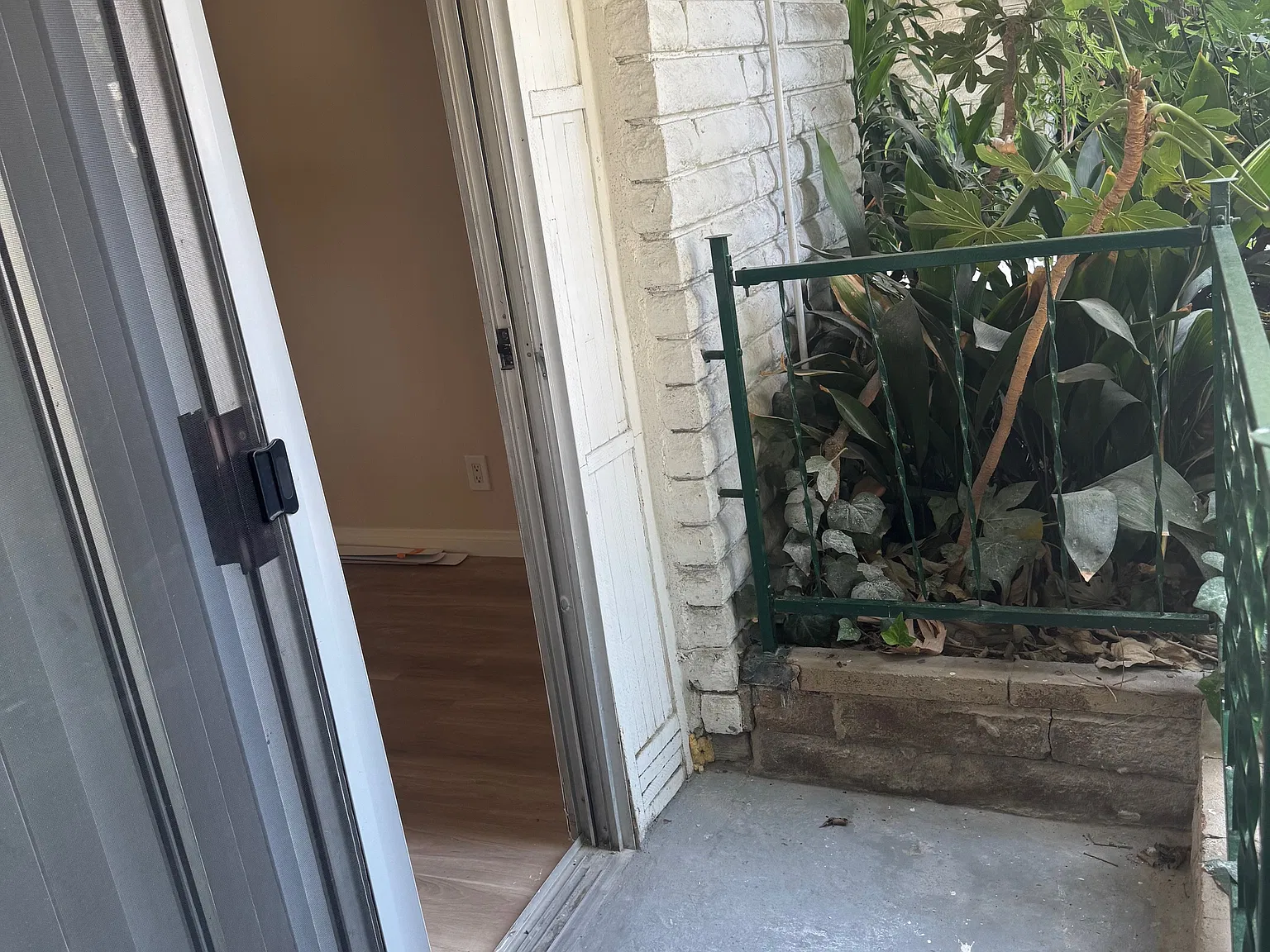 2 bed, 900 sqft, $2,500 — Photo 4
