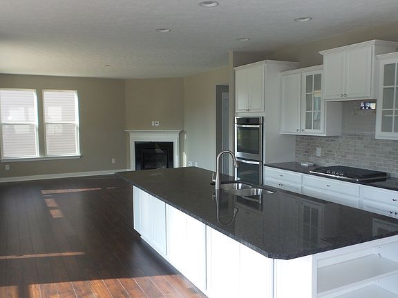 3rd image of 7739 Tanager Ct