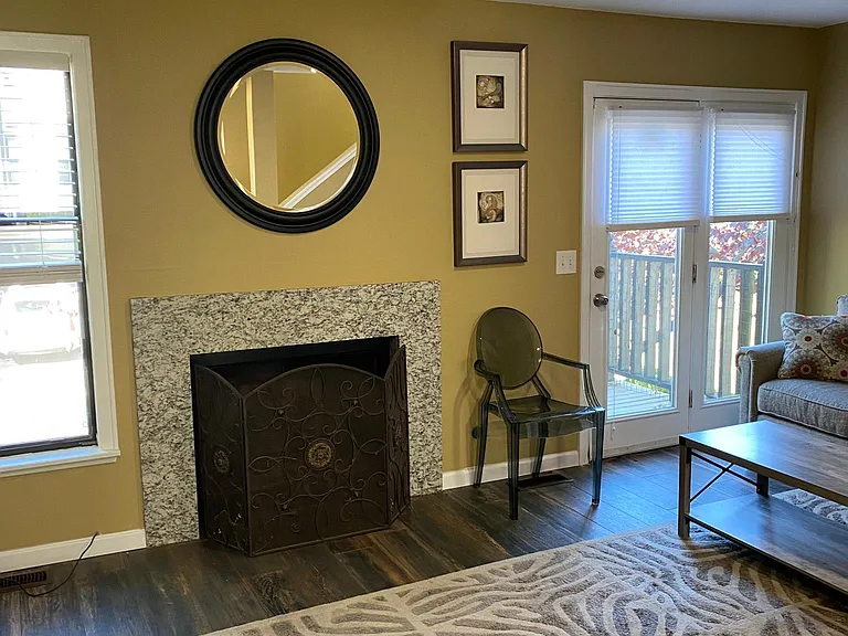 759 W 13th St #7 — Photo 22