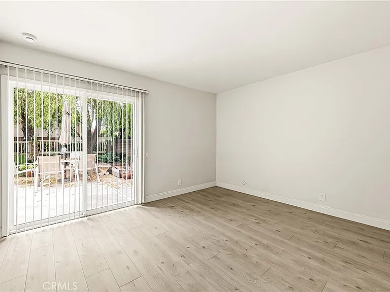 62 Willow Tree Ln — Photo 22