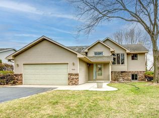 9206 Lakeside Trl, Champlin, MN 55316
