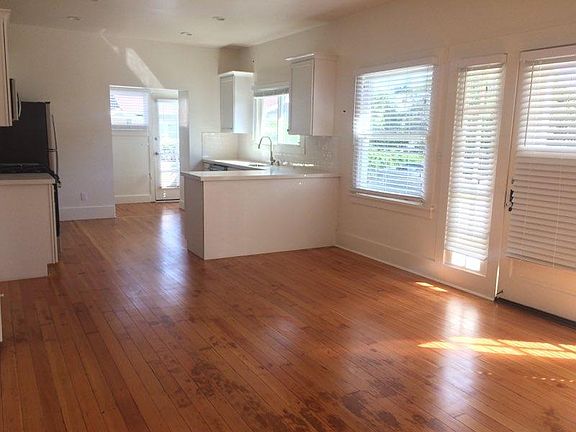 2nd image of 1416 Garden St APT C