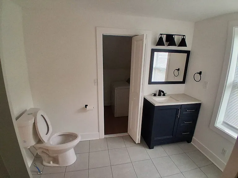 623 Columbia Ave #B — Photo 12