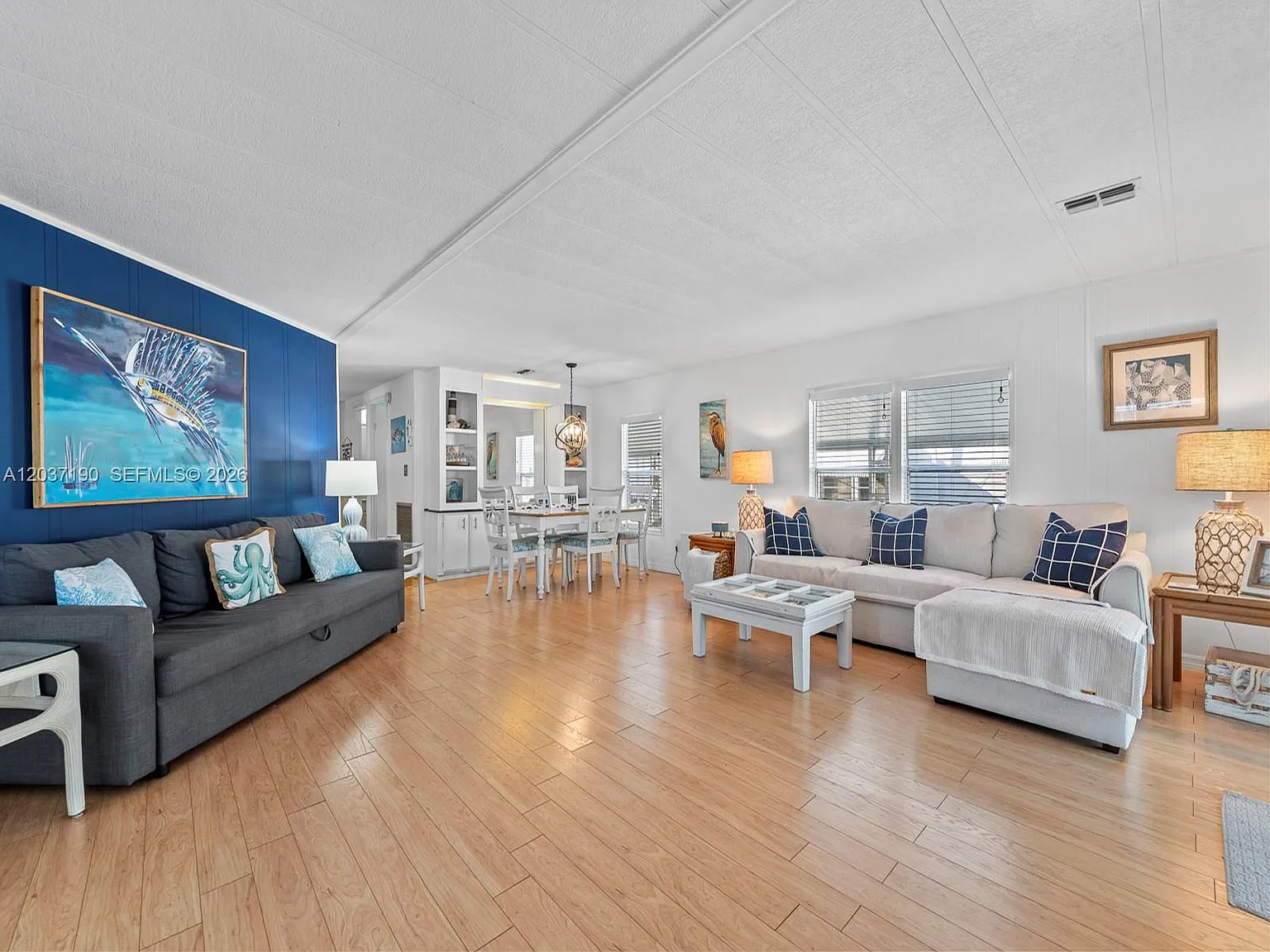 Silver Shores Mobile Home — Photo 4
