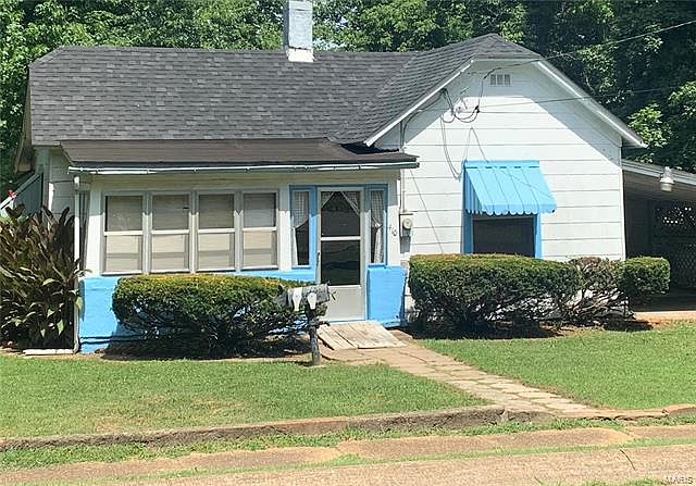 1st image of 410 Crane St