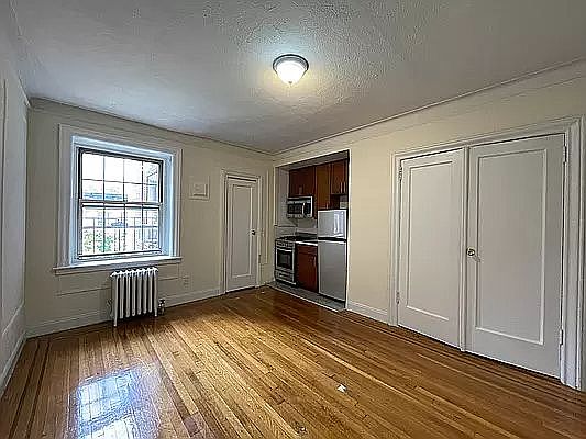 2nd image of 253 Cumberland St #22
