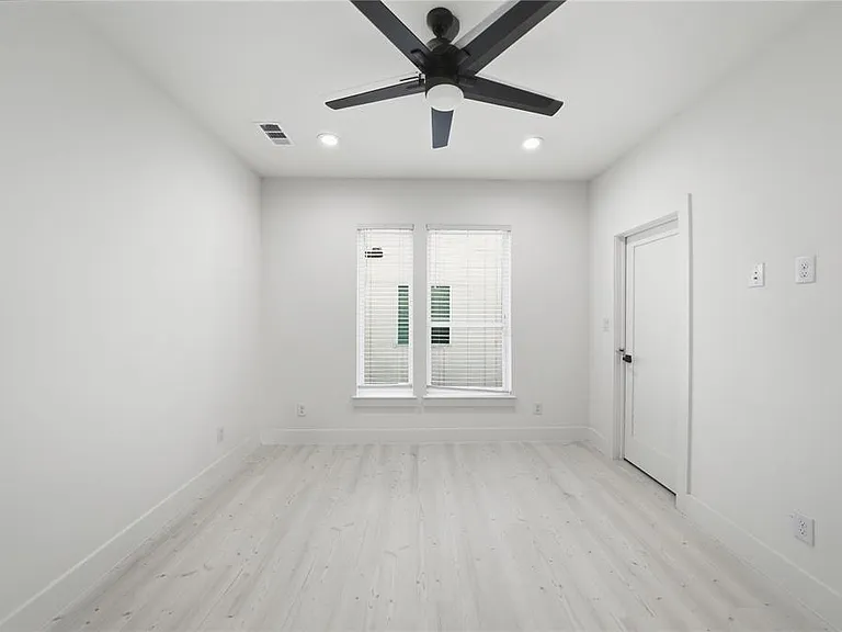 7207 Mohawk Dr #106 — Photo 11