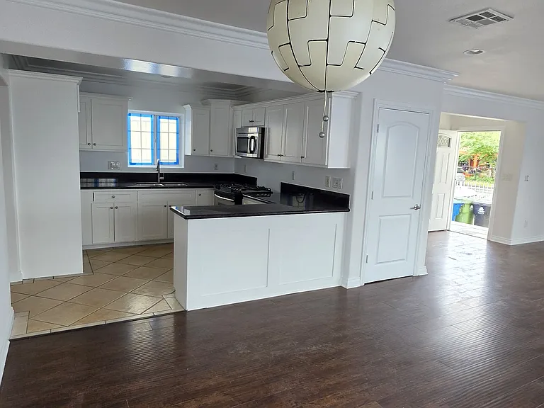 244 E Gage Ave #246 — Photo 4