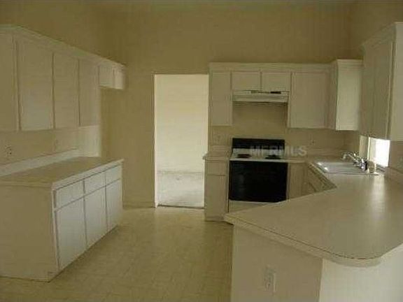 4th image of 127 Ruby Lake Dr