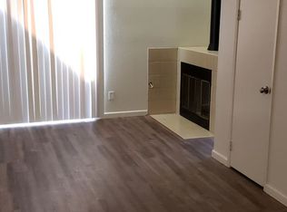 118 E Escalon Ave APT 122, Fresno, CA 93710
