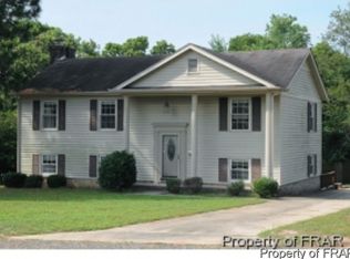 442 Shoreline Dr, Fayetteville, NC 28311