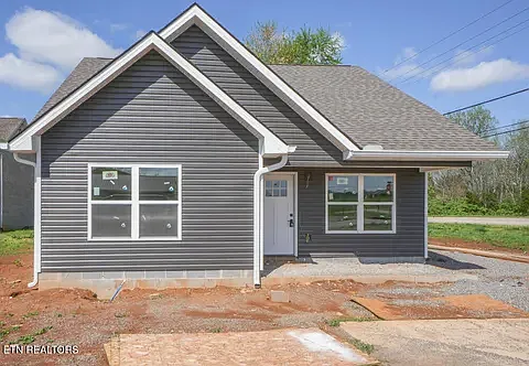 3 bed, 1200 sqft, $2,000 — Photo 1