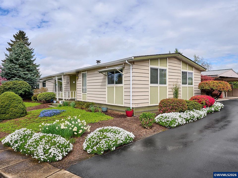 1st image of 450 SE Lacreole Dr Unit 26)