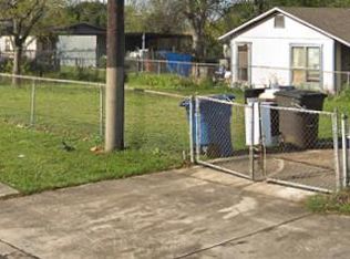 3110 W Poplar St, San Antonio, TX 78207
