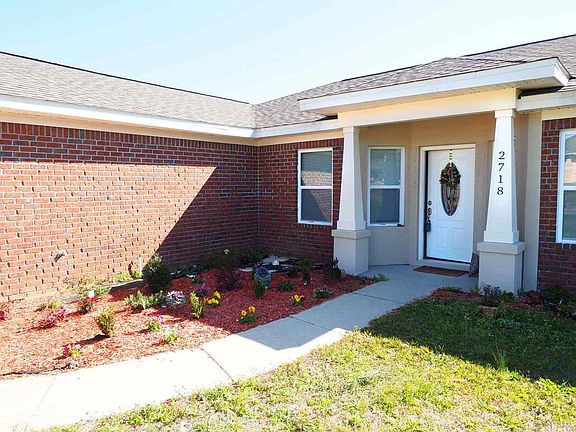 2nd image of 2718 Blackwood Dr