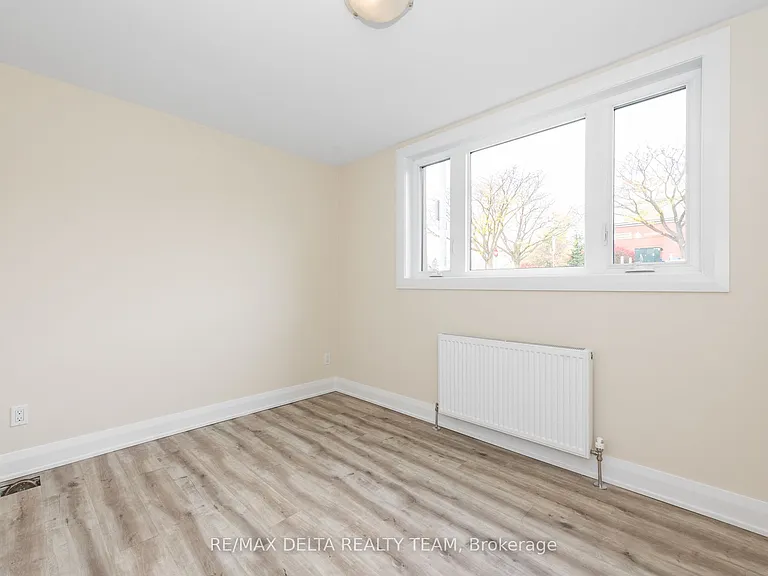 416 Dovercourt Ave #1 — Photo 8