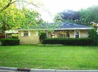 2036 N Poplar St, Waukegan, IL 60087