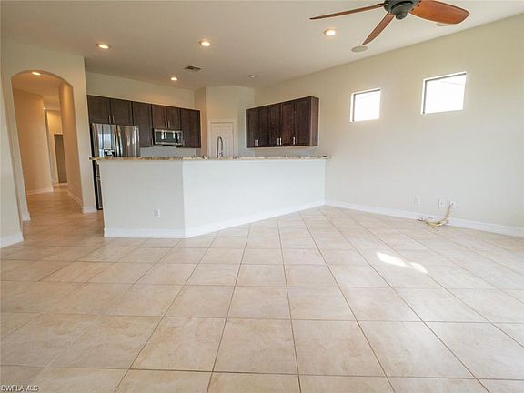 4th image of 12522 Astor Pl