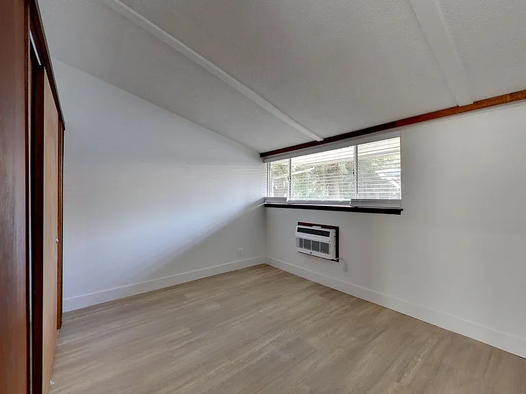 Riverwood Apartments — Photo 104